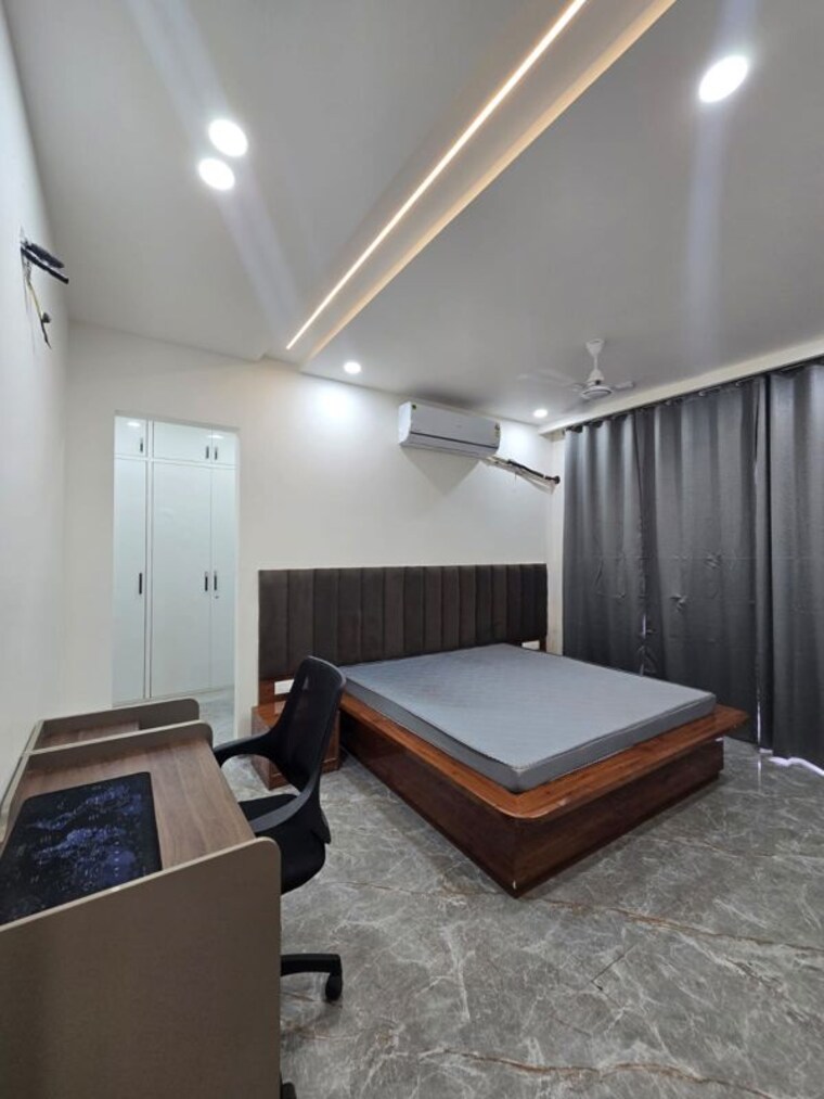 Bedroom, ardee-city 2 Bedroom 1000 Sq.Ft. Builder Floor In Sector 52 Gurgaon 10686314