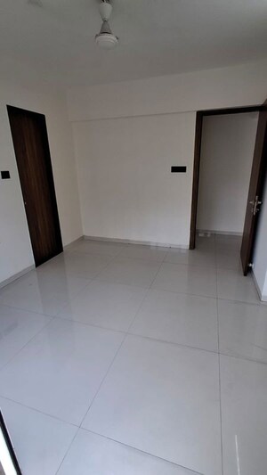 Room in 3 BHK Apartment at Krishna Amorapolis, Dhanori – for Sale