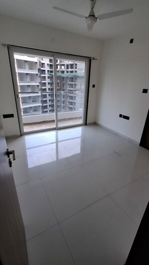 Room in 3 BHK Apartment at Krishna Amorapolis, Dhanori – for Sale