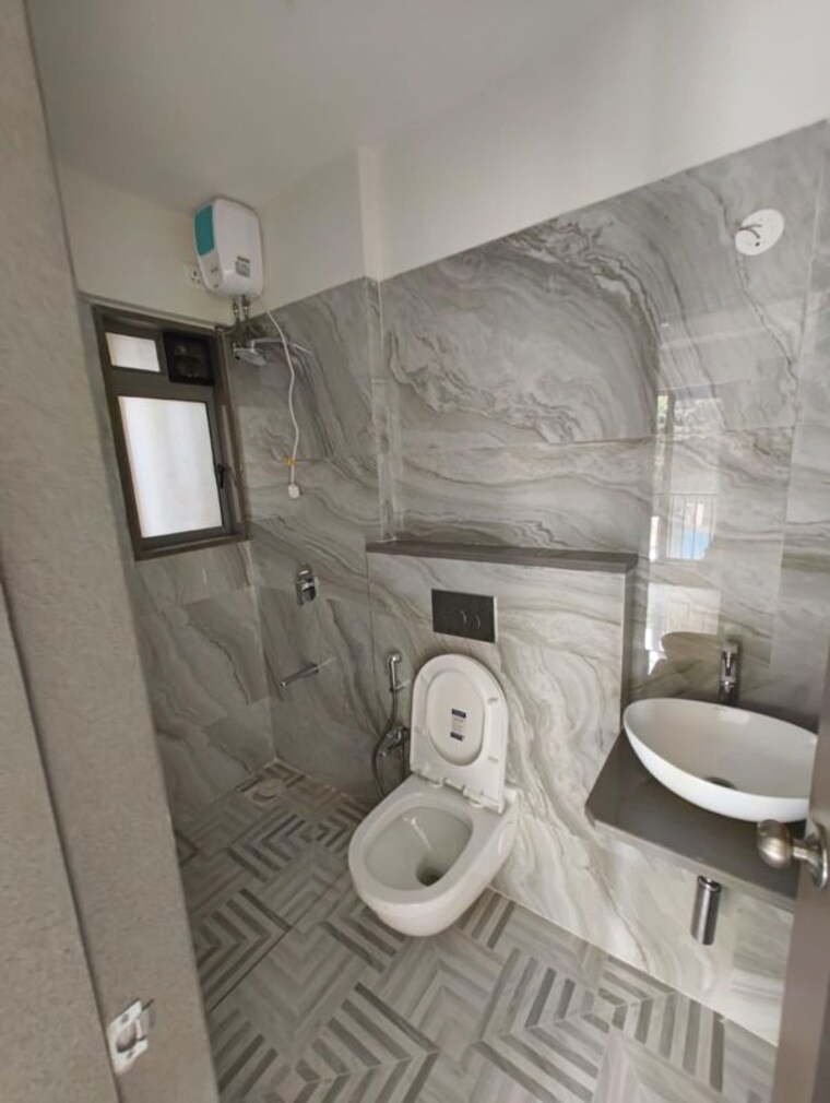 Bathroom, transcon-triumph-tower 2 Bedroom 590 Sq.Ft. Apartment In Andheri West Mumbai 10686327