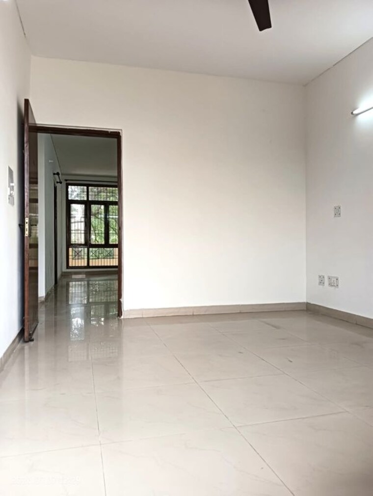 Room, ardee-city-palm-grove-heights 3.5 Bedroom 2260 Sq.Ft. Apartment In Sector 52 Gurgaon 10686353