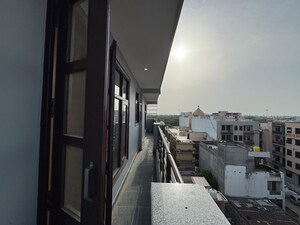 Balcony in 1 BHK Apartment at Palm Residency Chhatarpur, Chattarpur – for Rent
