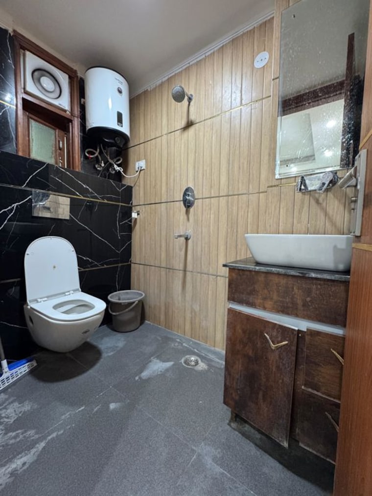 Bathroom, palm-residency-chhatarpur 1 Bedroom 450 Sq.Ft. Apartment In Chattarpur Delhi 10686378