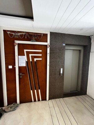 Room in  Apartment at Vesu – for Sale