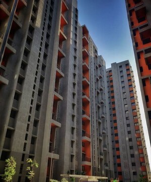  Apartment For Sale in Dombivli East