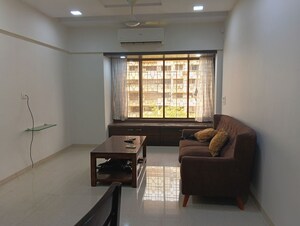 2 BHK Apartment For Rent in Romell Diva, Malad West