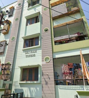  Apartment For Sale in Moosarambagh