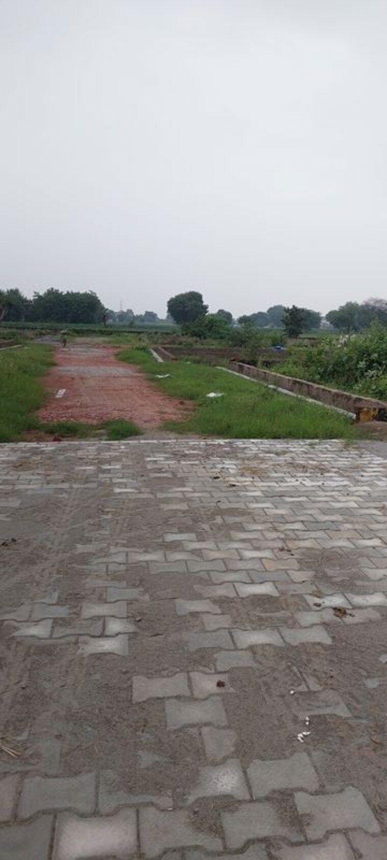 undefined, gwalior road  100 Sq.Yd. Plot In Gwalior Road Agra 10686566