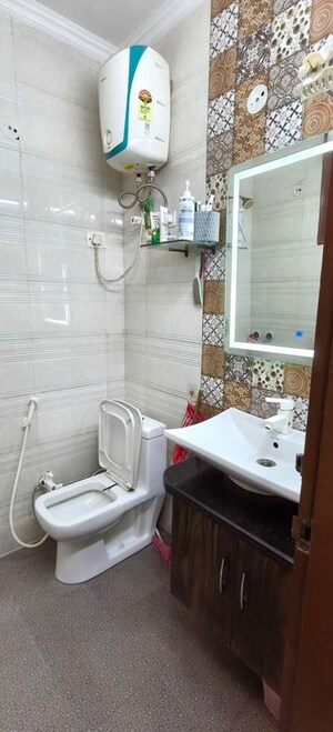 Bathroom in 3 BHK Builder Floor at Indrapuram – for Sale