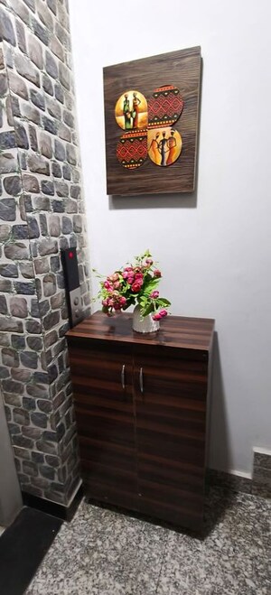 Furnished Amenities in 3 BHK Builder Floor at Indrapuram – for Sale