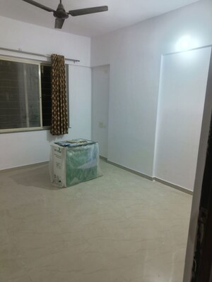 Room in 3 BHK Apartment at Essen Shonest Towers, Wakad – for Rent
