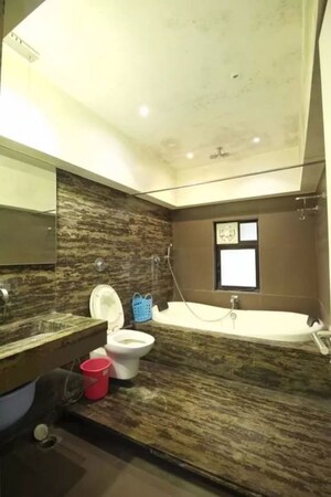 Parking in 4 BHK Apartment at Dhanesh Kutir, Khar West – for Rent