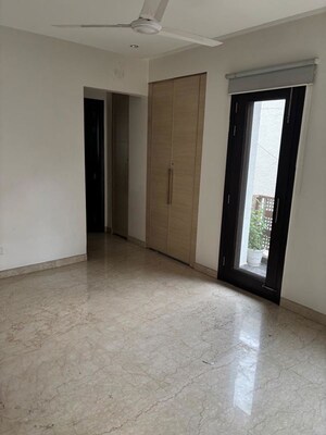 Room in 4 BHK Builder Floor at New Friends Colony – for Sale