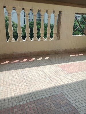 Swimming Pool in 3.5 BHK Apartment at Siddhi Vinayak Apartments Gurgaon, Sector 55 – for Rent