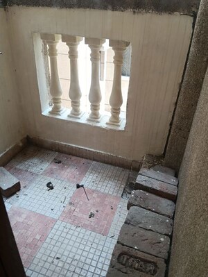 Bathroom in 3.5 BHK Apartment at Siddhi Vinayak Apartments Gurgaon, Sector 55 – for Rent