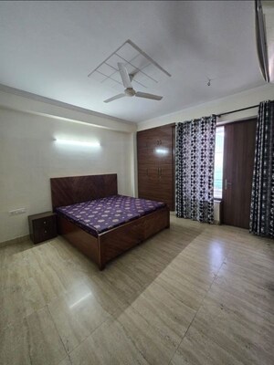 3.5 BHK Apartment For Sale in Paarth Apartments, Sector 55