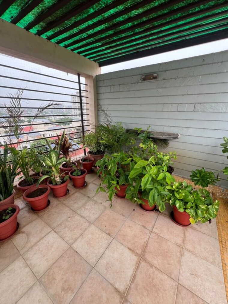  Parking, deep-indraprasth-5 3 Bedroom 2115 Sq.Ft. Apartment In Prahlad Nagar Ahmedabad 10686767