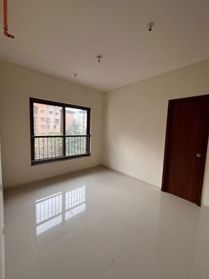 2 BHK Apartment For Sale in Kalpataru Srishti, Mira Road