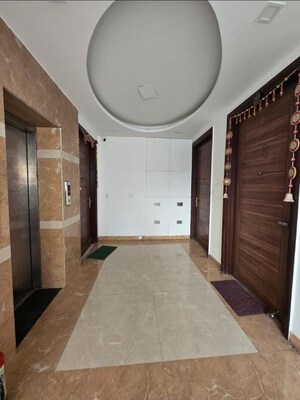 3 BHK Apartment For Rent in Akash Ganga Apartment, Sector 56