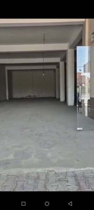 Room in  Warehouse at Bestech Cyber Park, Sector 36 – for Rent