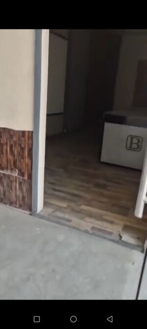 Room in  Warehouse at Bestech Cyber Park, Sector 36 – for Rent