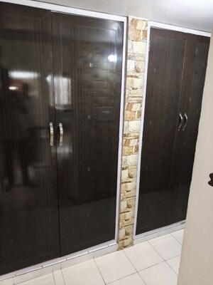 Furnished Amenities in 2 BHK Apartment at Jivraj Park – for Rent