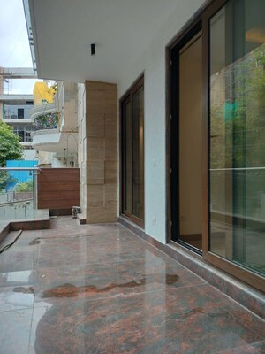 Balcony in 3 BHK Builder Floor at Shivalik Colony – for Rent