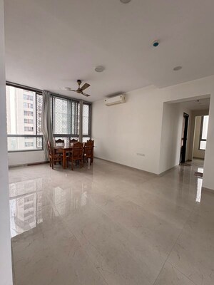 Room in 3 BHK Apartment at Piramal Vaikunth, Balkum Pada – for Rent