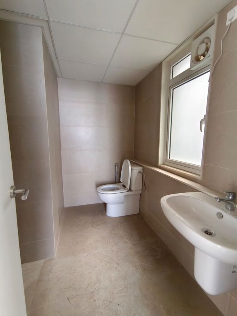 Bathroom, tata-serein 2 Bedroom 680 Sq.Ft. Apartment In Pokhran Road No Two Thane 10686942