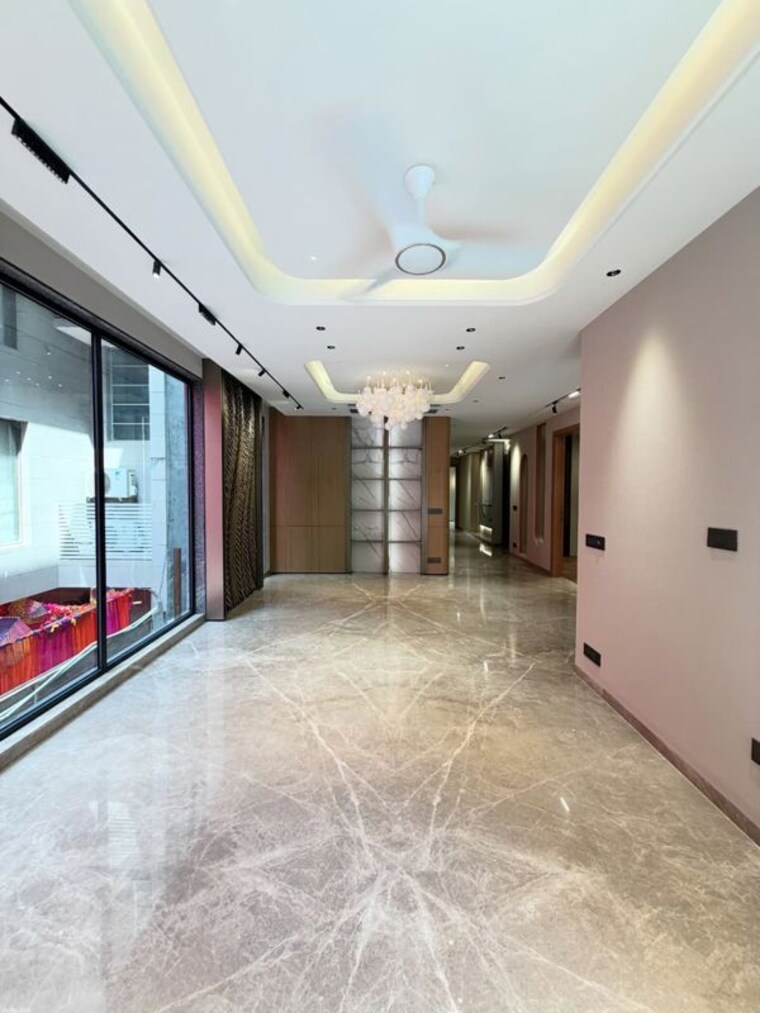 Room, civil lines 5 Bedroom 440 Sq.Yd. Villa In Civil Lines Delhi 10686954