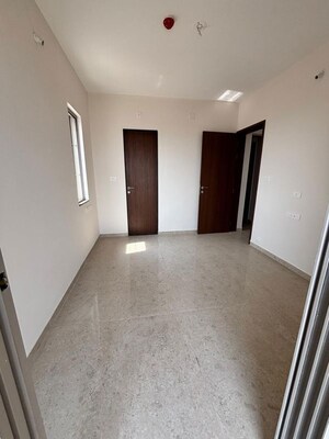 Room in 2.5 BHK Apartment at Vilas Javdekar Yashwin Enchante, Kharadi – for Rent