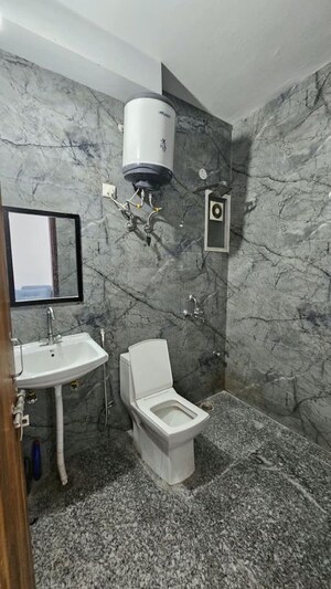 Bathroom in 1 BHK Builder Floor at Saket – for Rent
