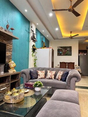 Living Room in 3 BHK Builder Floor at Shivalik Colony – for Rent