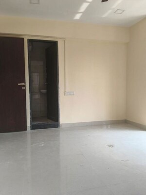 Room in 2 BHK Apartment at Karmvir Avant Sky Villa, Goregaon East – for Rent