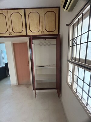 Room in 3 BHK Apartment at Sidharth Pearl, Mogappair – for Rent