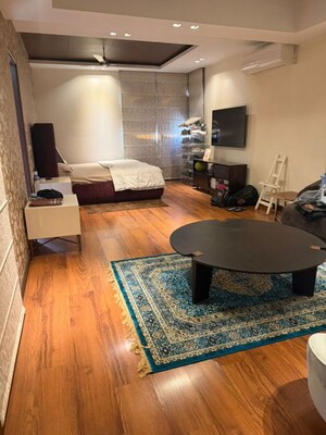 Living Room in 5 BHK Penthouse at Vipul Greens, Sector 48 – for Sale