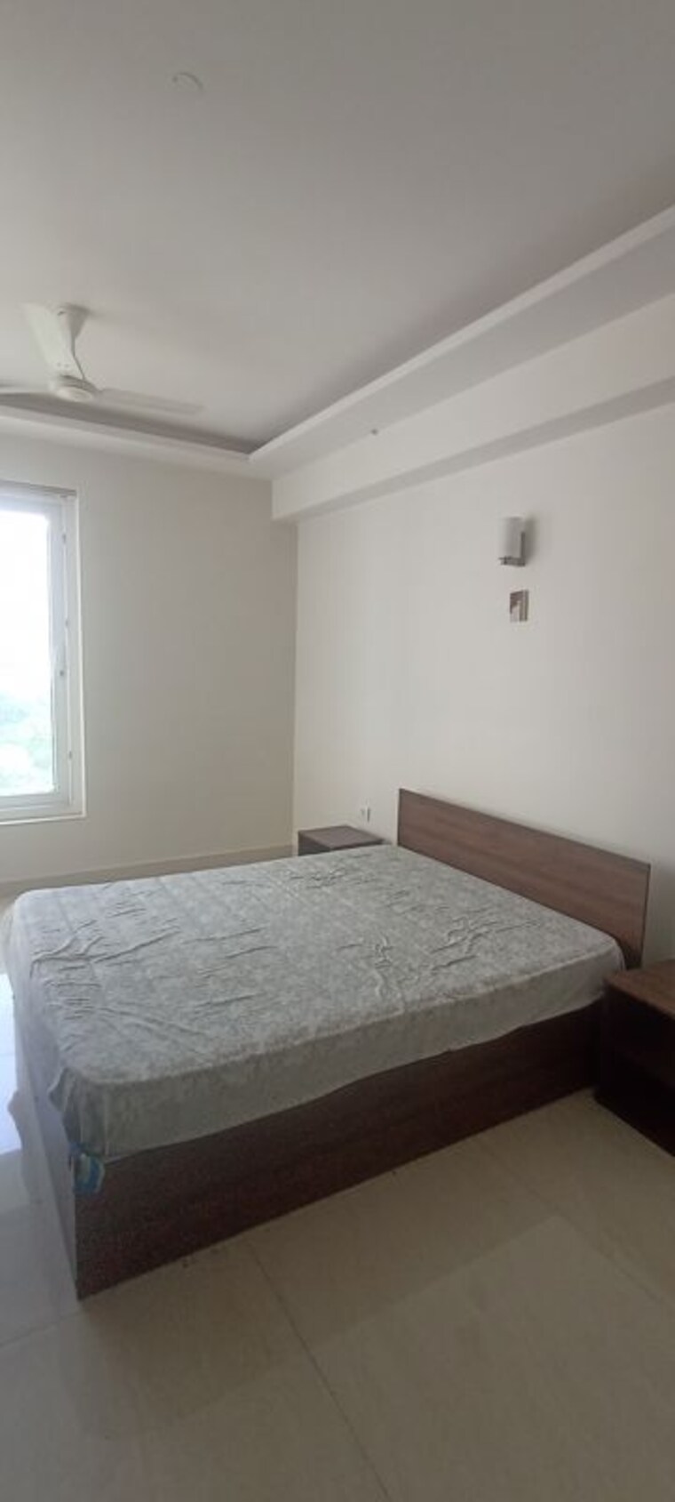 Bedroom, jaypee-imperial-court 1.5 Bedroom 3750 Sq.Ft. Apartment In Sector 128 Noida 10687041