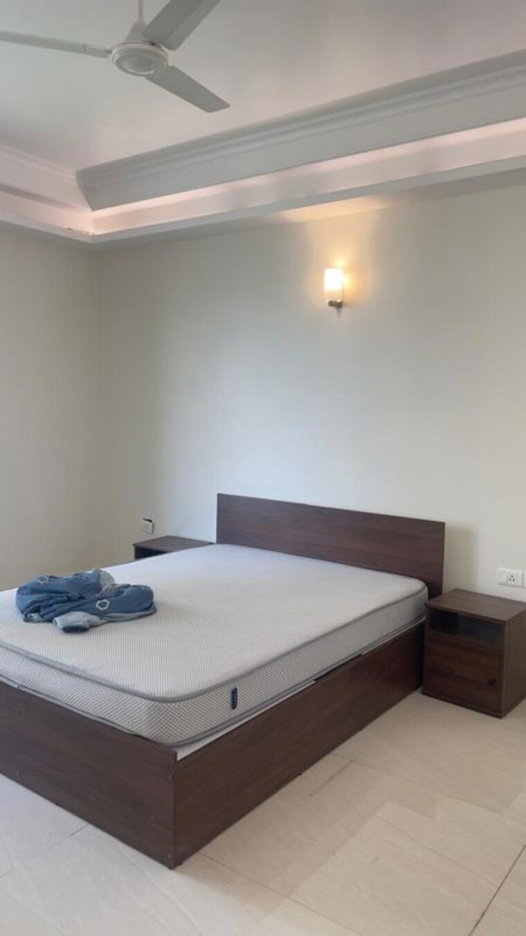 Bedroom, jaypee-imperial-court 1.5 Bedroom 3750 Sq.Ft. Apartment In Sector 128 Noida 10687041