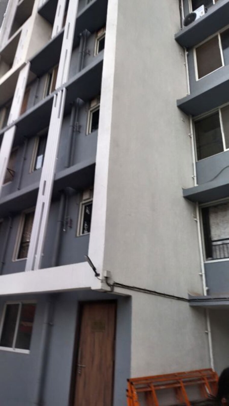 Kitchen, naidu colony 1.5 Bedroom 518 Sq.Ft. Apartment In Naidu Colony Mumbai 10687043