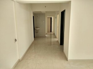 Room in 2 BHK Apartment at Anubhav CHS, Mulund West – for Rent