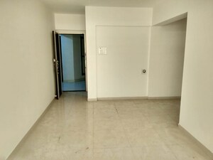 Room in 2 BHK Apartment at Anubhav CHS, Mulund West – for Rent