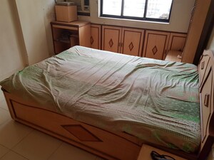 Bedroom in 2 BHK Apartment at Natraj Building, Mulund West – for Rent