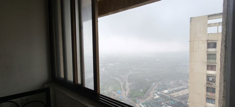 Balcony, tata-amantra 2 Bedroom 695 Sq.Ft. Apartment In Ashok Nagar Thane 10687032