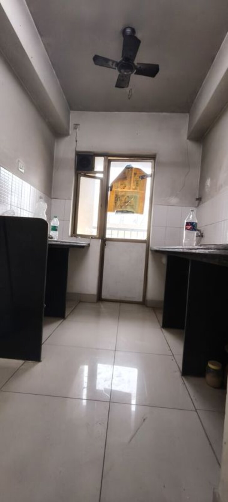 Kitchen, tata-amantra 2 Bedroom 695 Sq.Ft. Apartment In Ashok Nagar Thane 10687032