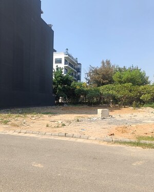  Plot For Sale in Sushant Lok 2, Sector 57