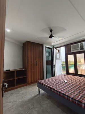 Bedroom in 2 BHK Apartment at Saket – for Rent