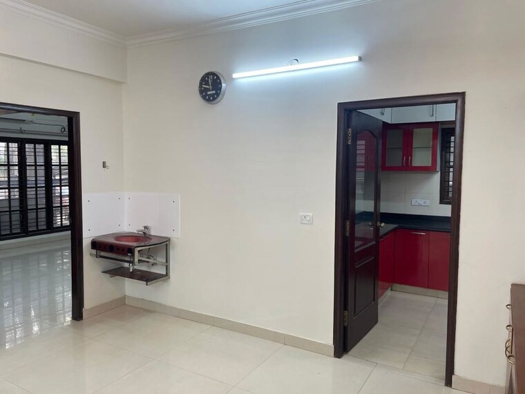 Room, frazer town 3 Bedroom 1600 Sq.Ft. Builder Floor In Frazer Town Bangalore 10687086