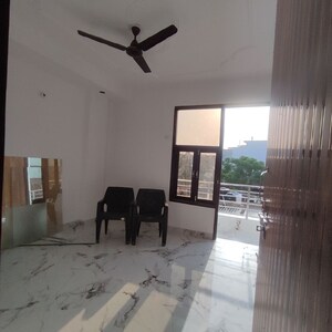Team Area in 1 RK Builder Floor at Palm Residency Chhatarpur, Chattarpur – for Rent