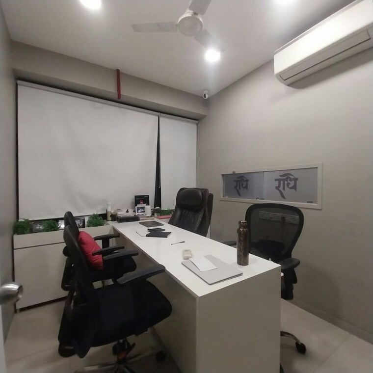 Team Area, corporate-annexe Commercial Office Space 700 Sq.Ft. In Goregaon East Mumbai 10687101