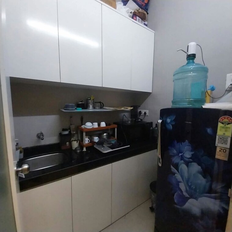 Kitchen, corporate-annexe Commercial Office Space 700 Sq.Ft. In Goregaon East Mumbai 10687101